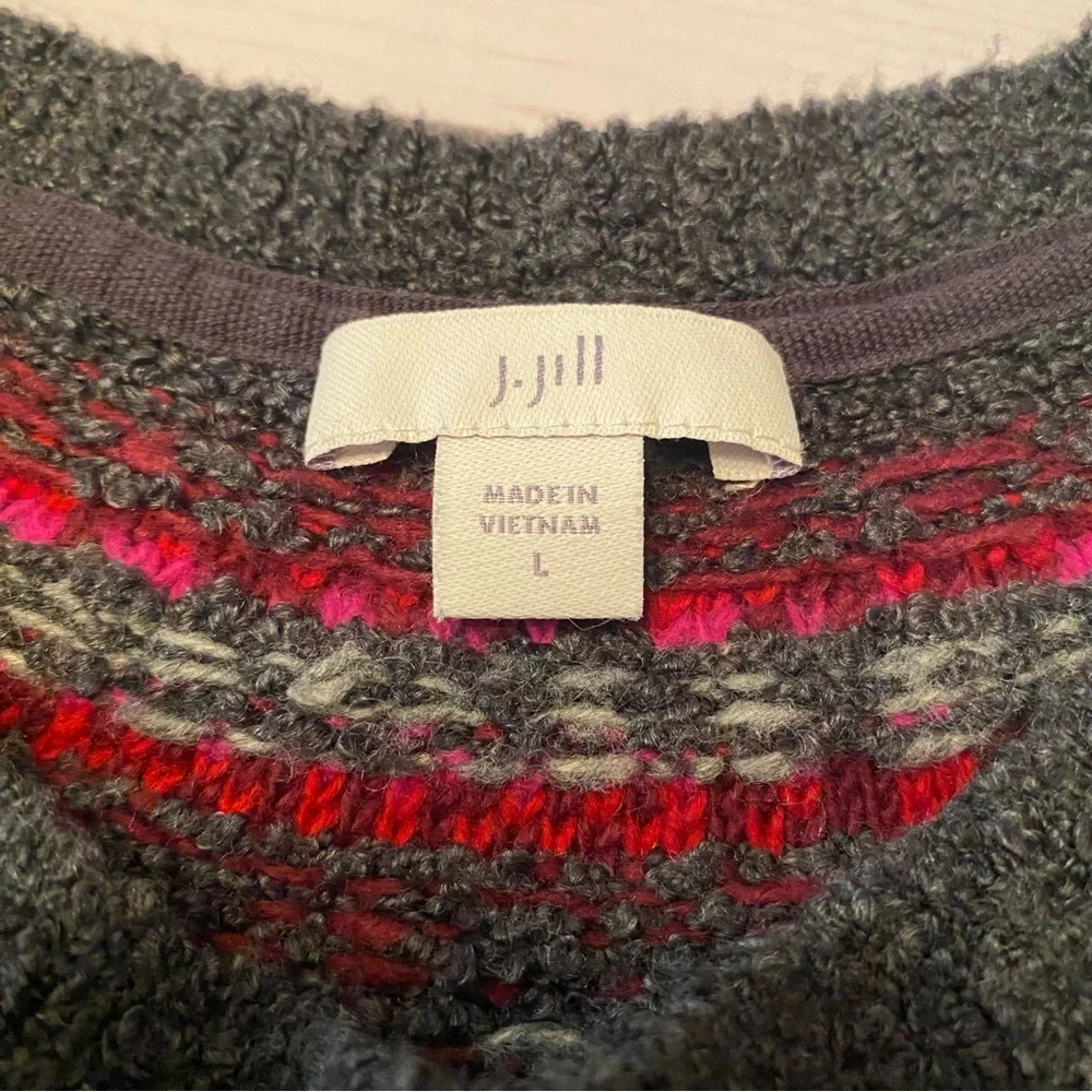 J. Jill Dark Gray Crewneck Sweater with Pink & Red Fair Isle Yoke